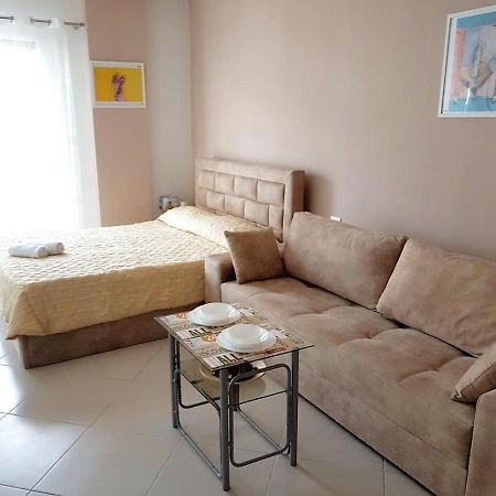 Apartamenti Velvet Shëngjin Buitenkant foto